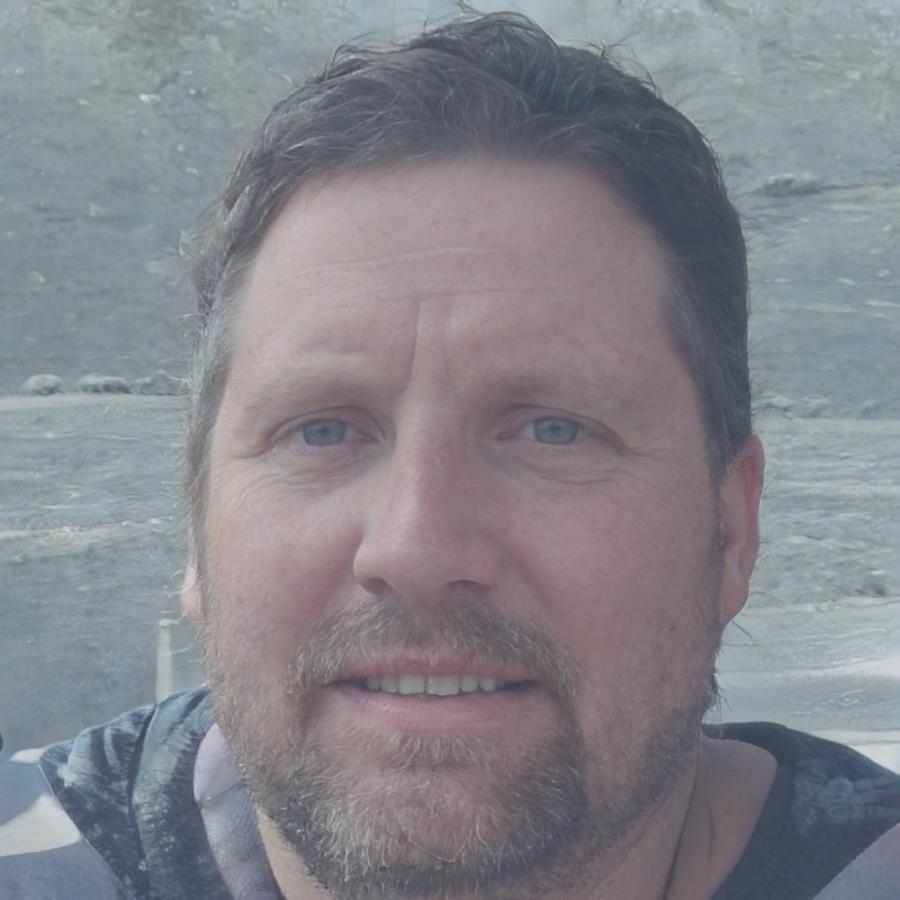 Retrato de membro da equipa Lymoraanivo